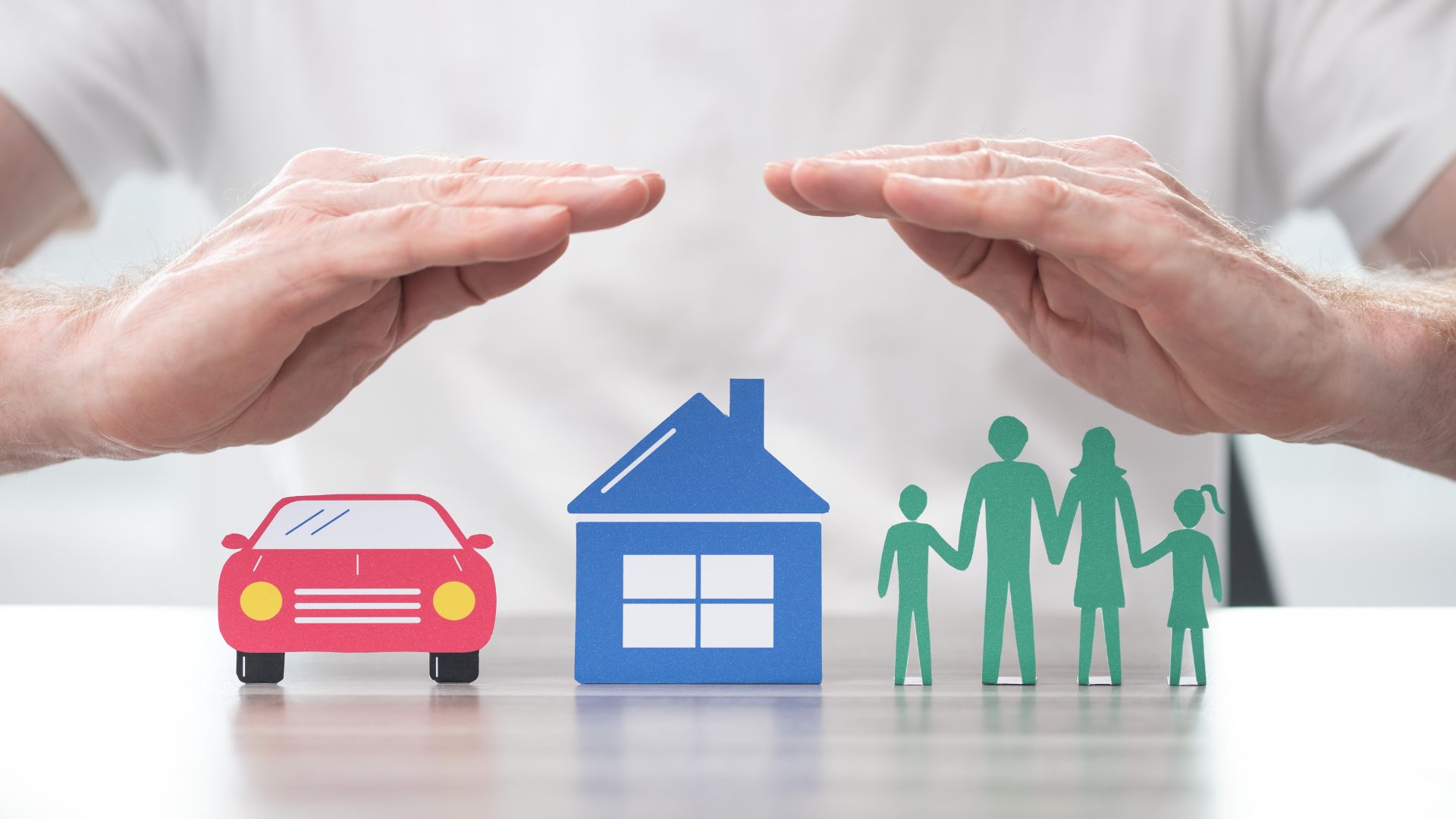 Protection finances famille, maison et voiture.